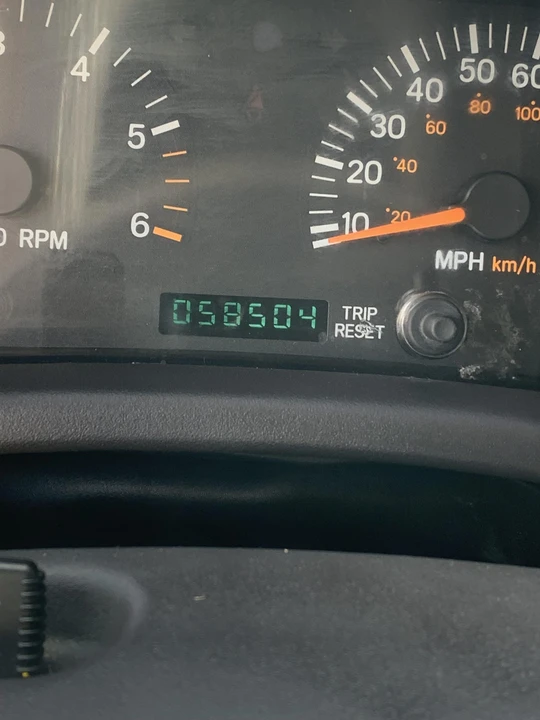 2001 Jeep XJ Cherokee - Image 31 of 31