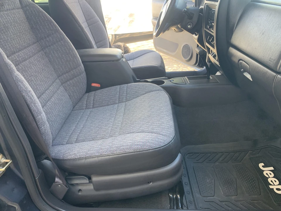 2001 Jeep XJ Cherokee - Image 26 of 31