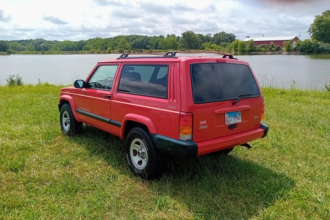 2001 Jeep XJ Cherokee - Image 4 of 31