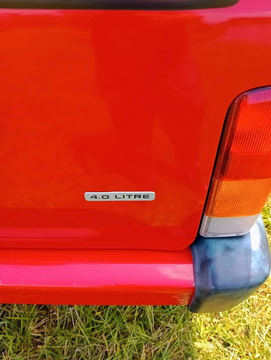 2001 Jeep XJ Cherokee - Image 18 of 31