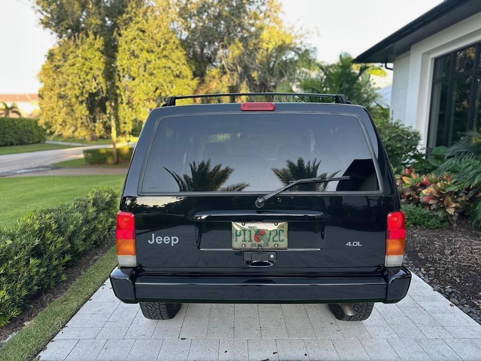 2001 Jeep XJ Cherokee - Image 20 of 31