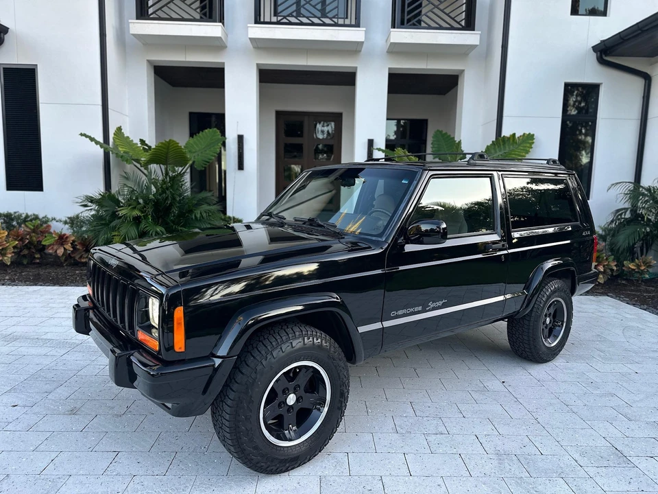2001 Jeep XJ Cherokee - Image 12 of 31