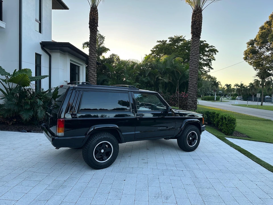 2001 Jeep XJ Cherokee - Image 28 of 31