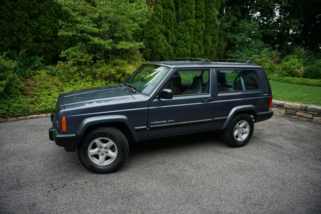 2001 Jeep XJ Cherokee - Image 6 of 31
