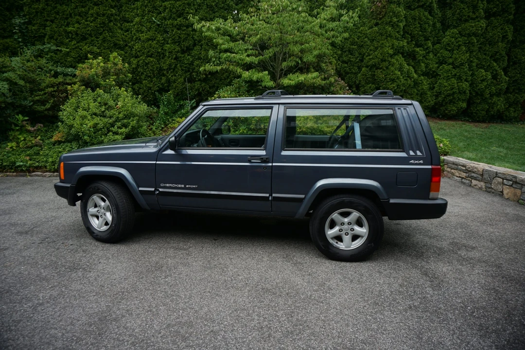 2001 Jeep XJ Cherokee - Image 8 of 31