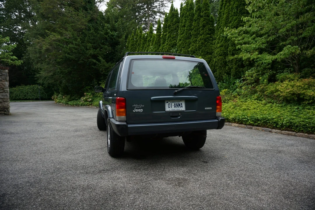 2001 Jeep XJ Cherokee - Image 11 of 31