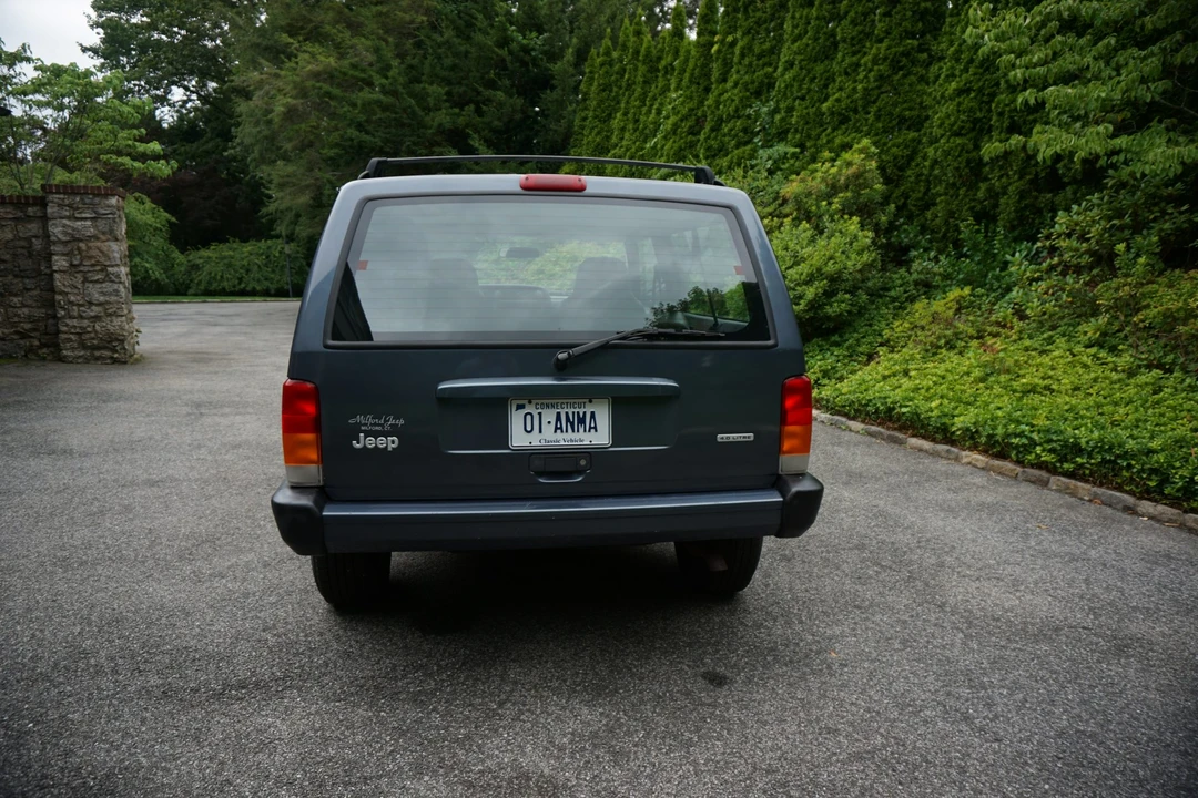 2001 Jeep XJ Cherokee - Image 12 of 31