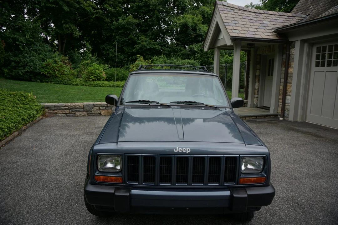 2001 Jeep XJ Cherokee - Image 26 of 31
