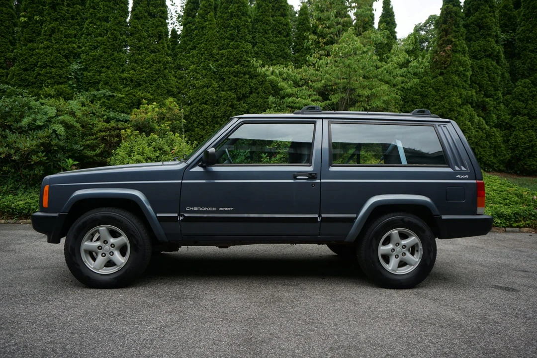 2001 Jeep XJ Cherokee - Image 7 of 31