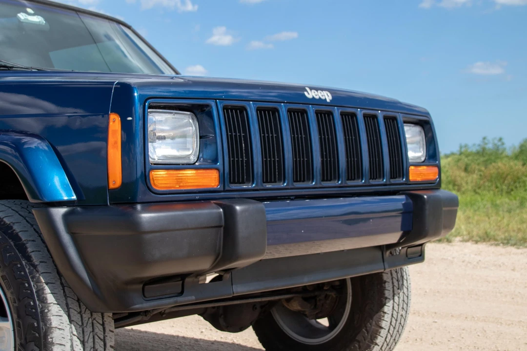 2001 Jeep XJ Cherokee - Image 27 of 31