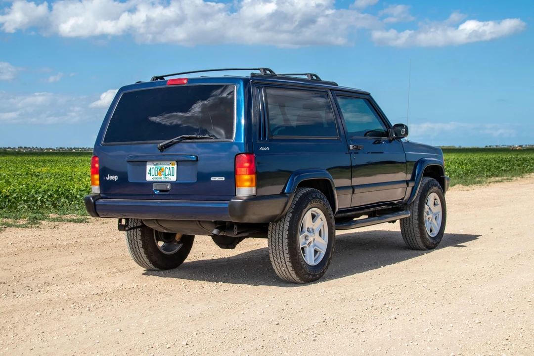 2001 Jeep XJ Cherokee - Image 12 of 31
