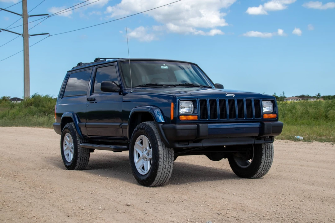 2001 Jeep XJ Cherokee - Image 9 of 31