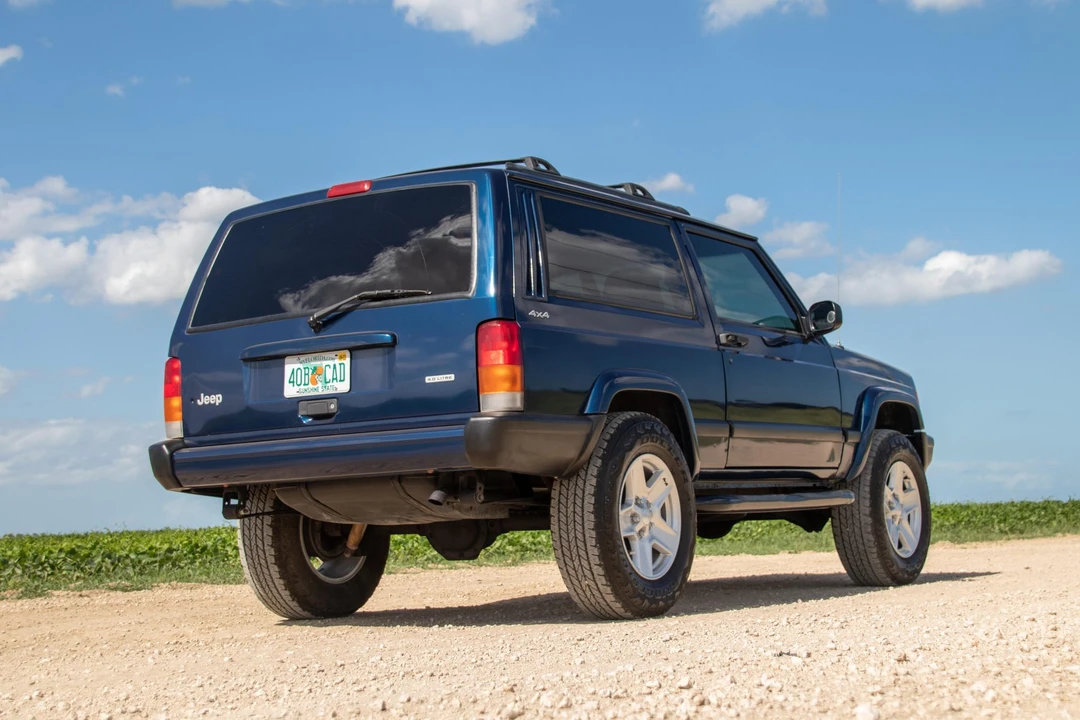 2001 Jeep XJ Cherokee - Image 13 of 31