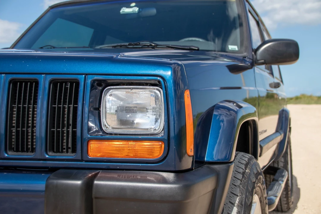2001 Jeep XJ Cherokee - Image 31 of 31