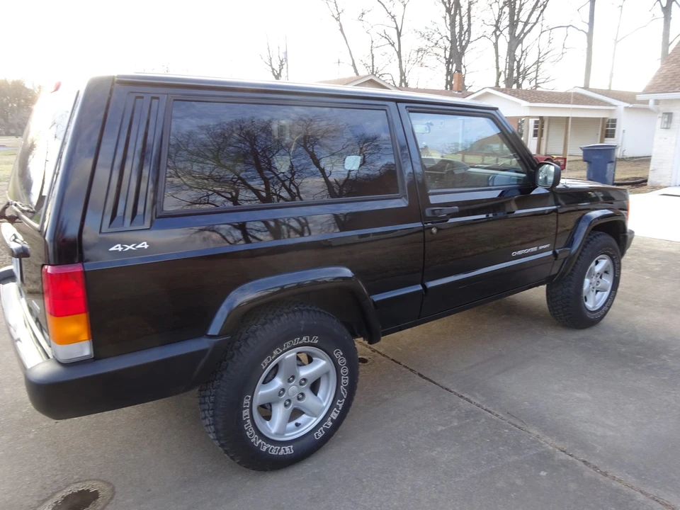 2001 Jeep XJ Cherokee - Image 6 of 31
