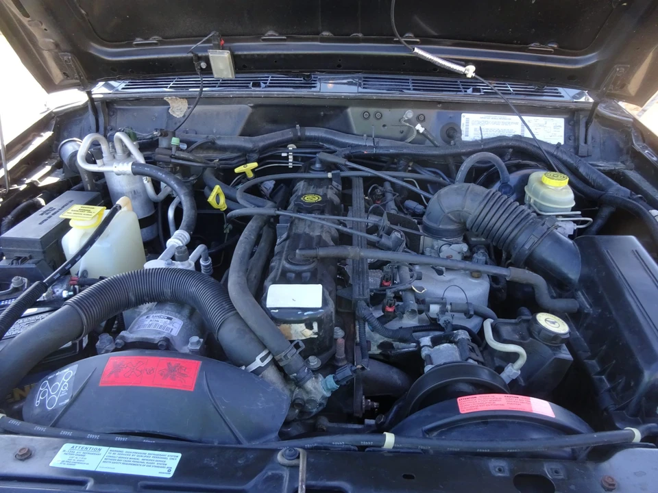 2001 Jeep XJ Cherokee - Image 25 of 31