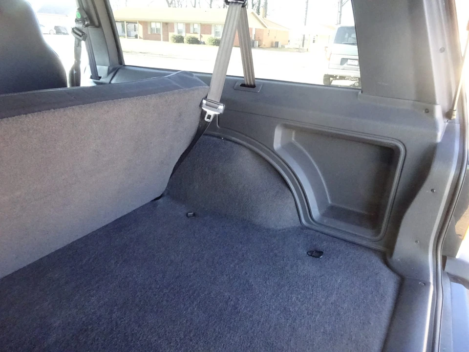 2001 Jeep XJ Cherokee - Image 23 of 31