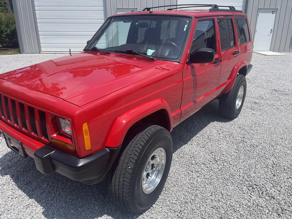 2001 Jeep XJ Cherokee - Image 3 of 31