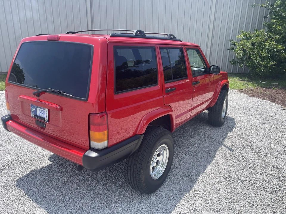 2001 Jeep XJ Cherokee - Image 6 of 31