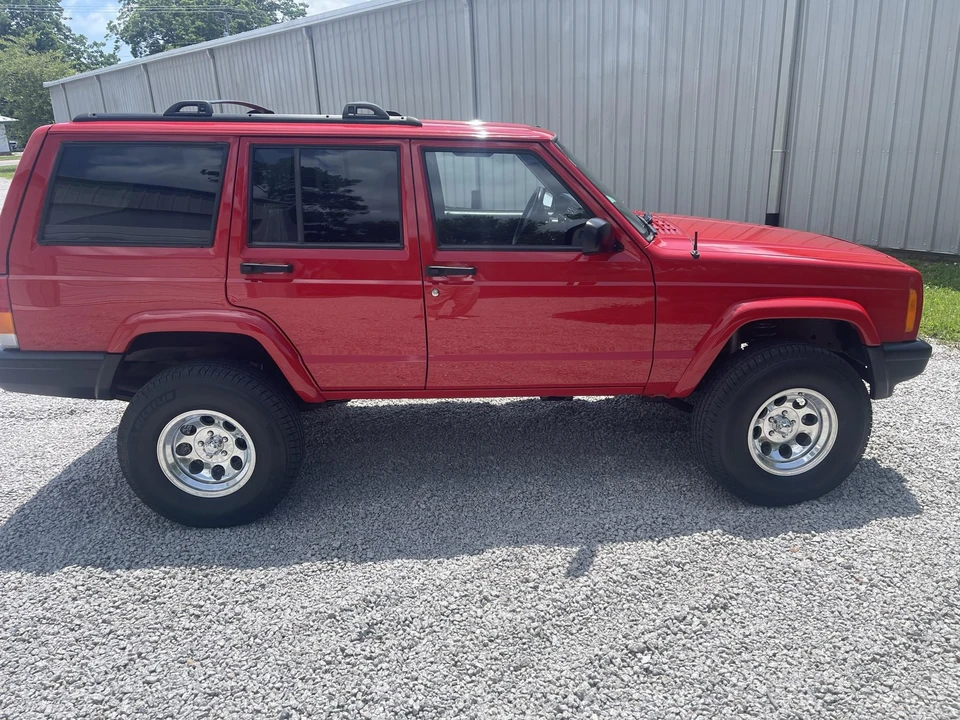 2001 Jeep XJ Cherokee - Image 8 of 31