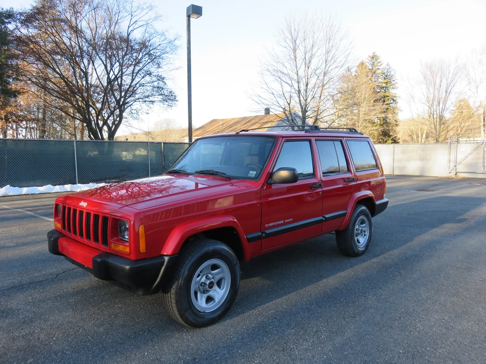 2001 Jeep XJ Cherokee - Image 2 of 31