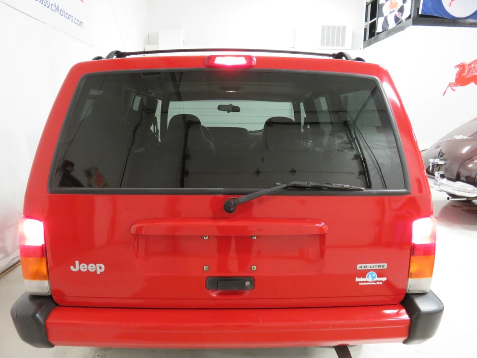 2001 Jeep XJ Cherokee - Image 23 of 31