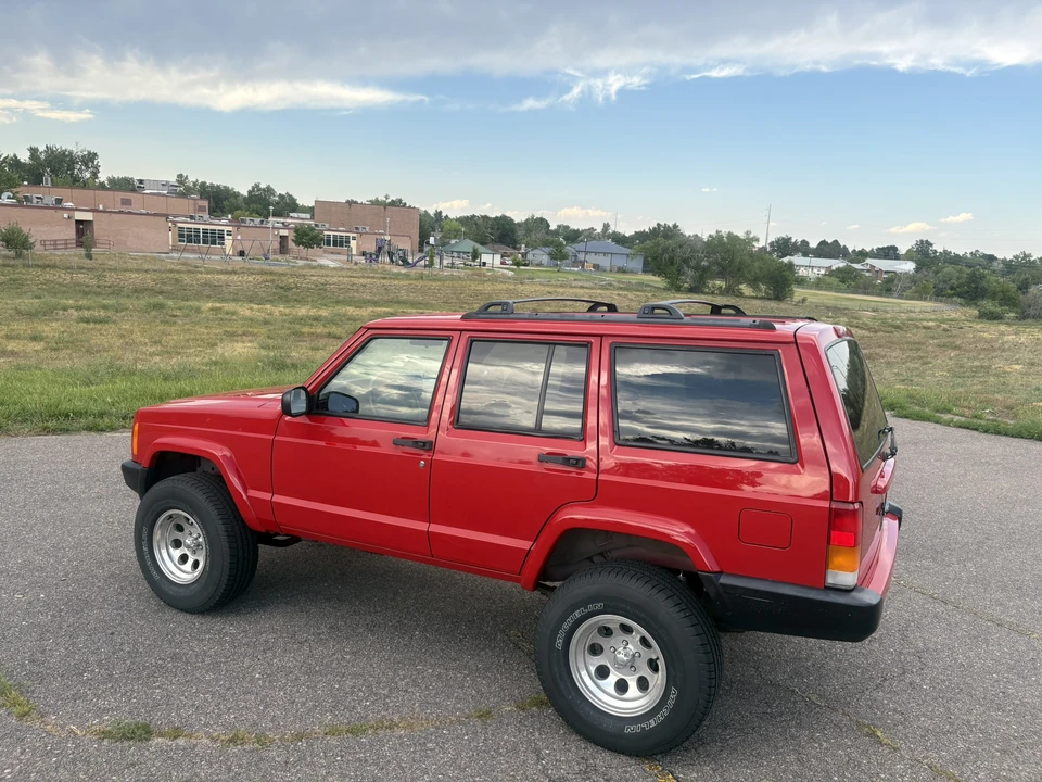 2001 Jeep XJ Cherokee - Image 13 of 31