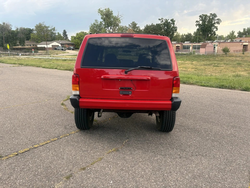 2001 Jeep XJ Cherokee - Image 16 of 31