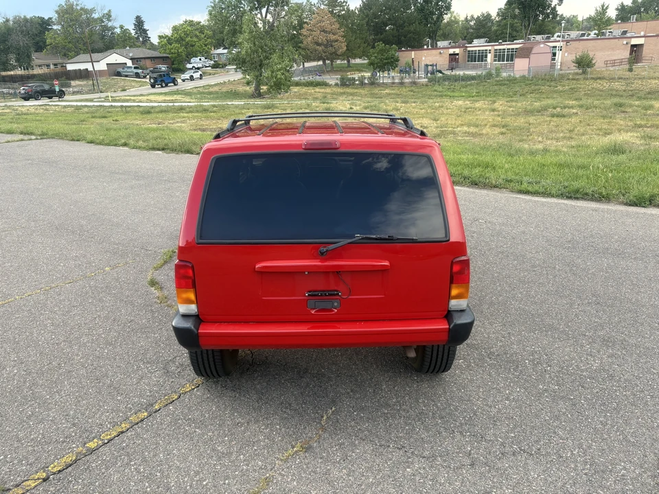 2001 Jeep XJ Cherokee - Image 17 of 31