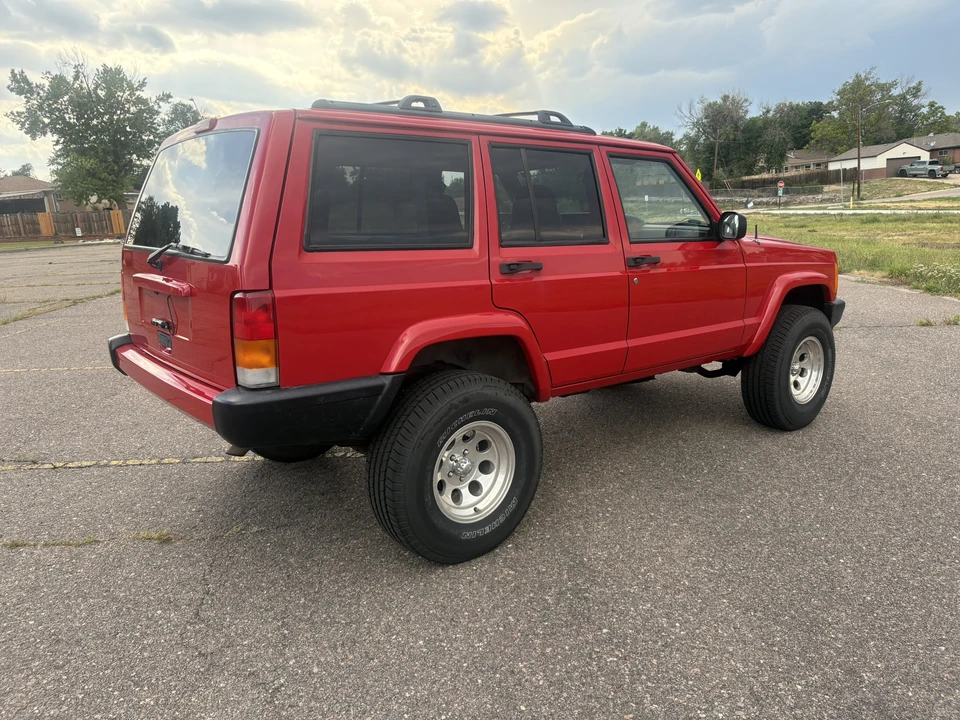 2001 Jeep XJ Cherokee - Image 21 of 31
