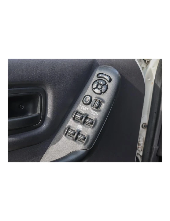 2001 Jeep XJ Cherokee - Image 19 of 31