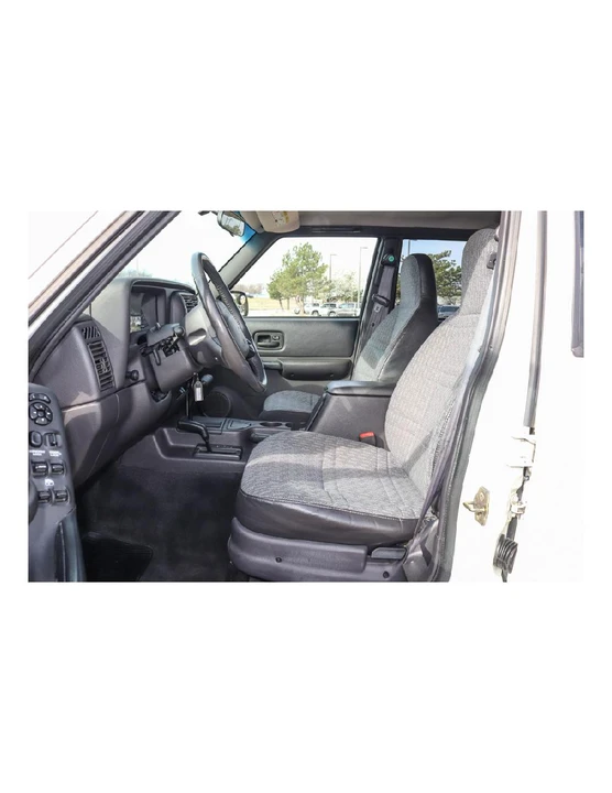 2001 Jeep XJ Cherokee - Image 17 of 31