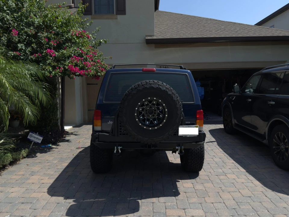 2001 Jeep XJ Cherokee - Image 17 of 31