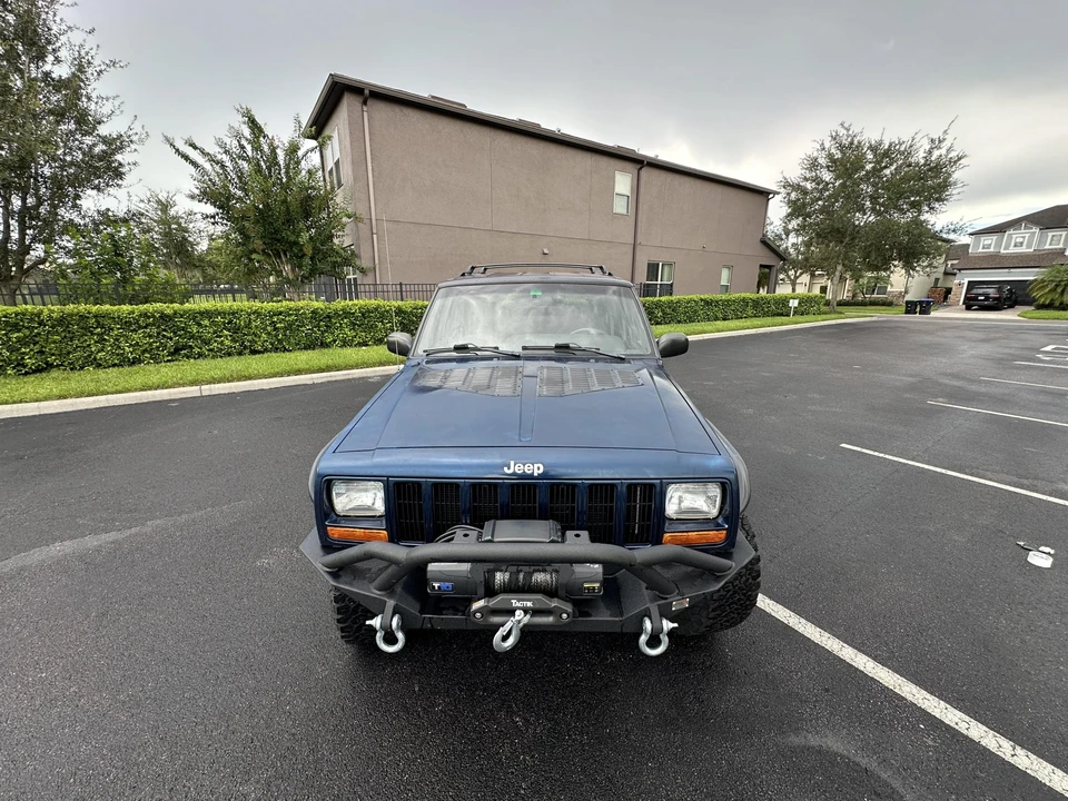2001 Jeep XJ Cherokee - Image 3 of 31