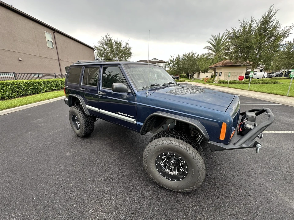 2001 Jeep XJ Cherokee - Image 4 of 31