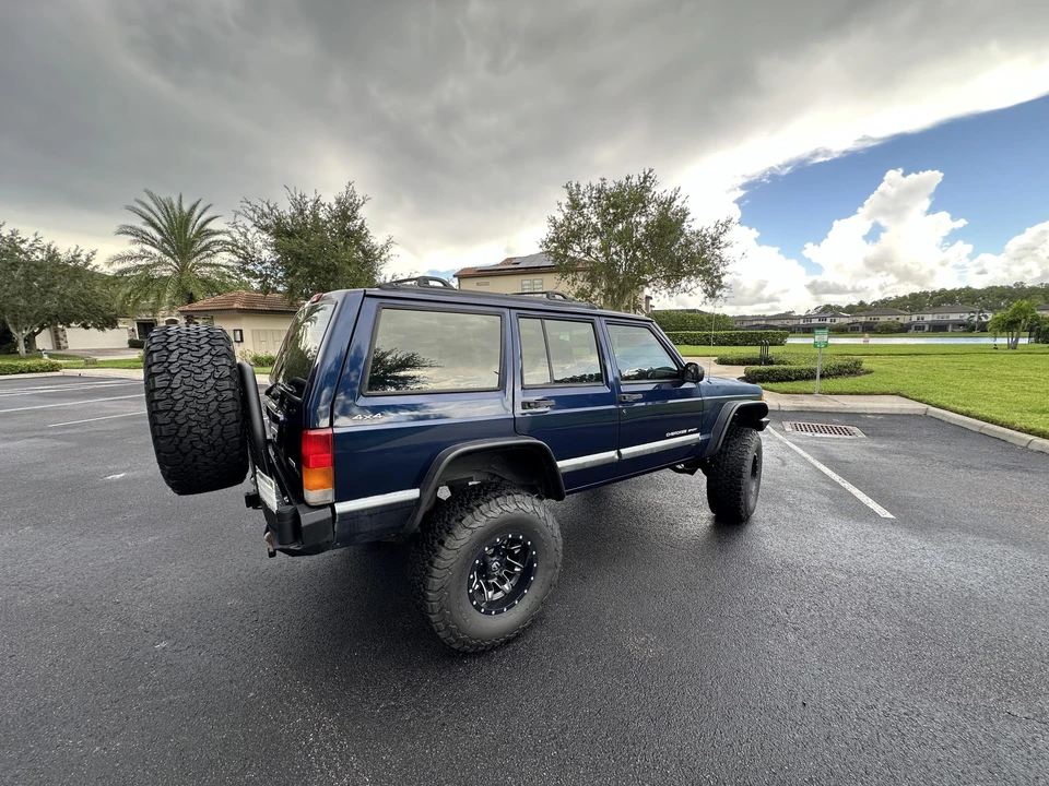 2001 Jeep XJ Cherokee - Image 6 of 31