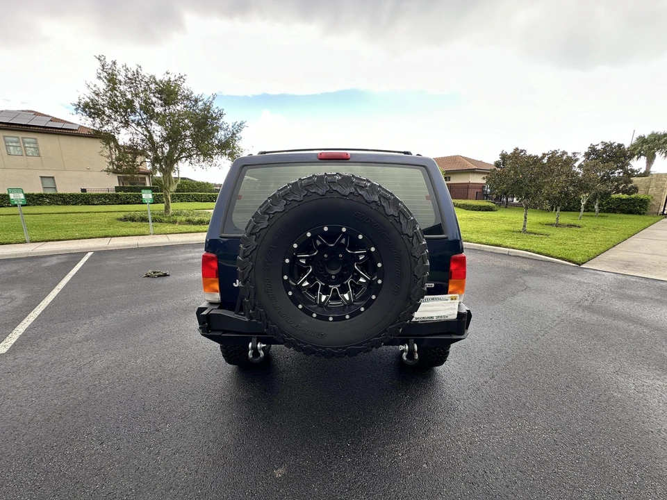 2001 Jeep XJ Cherokee - Image 7 of 31