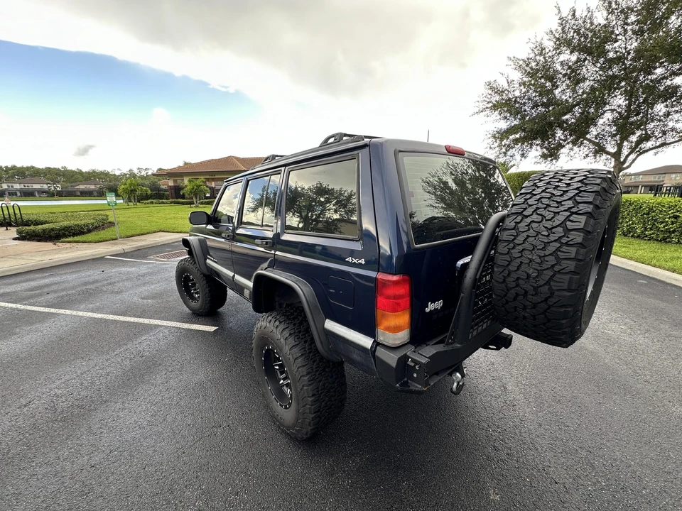 2001 Jeep XJ Cherokee - Image 8 of 31
