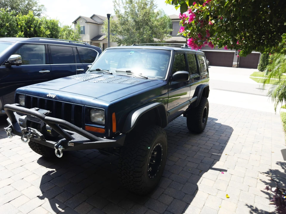 2001 Jeep XJ Cherokee - Image 11 of 31