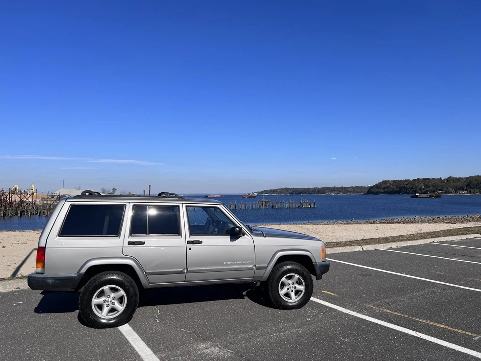 2001 Jeep XJ Cherokee - Image 20 of 31