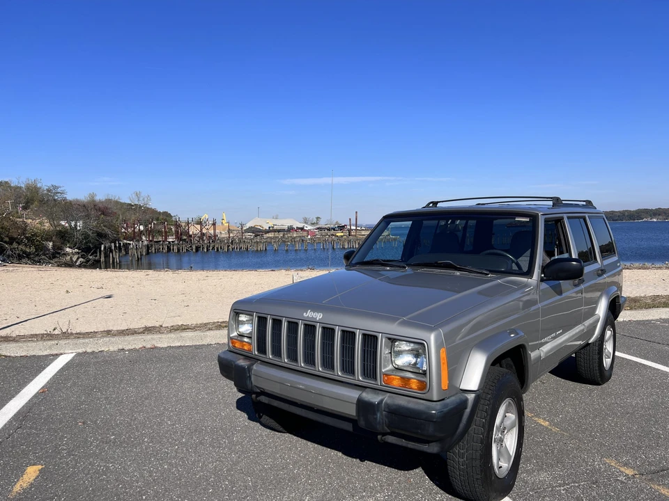 2001 Jeep XJ Cherokee - Image 6 of 31