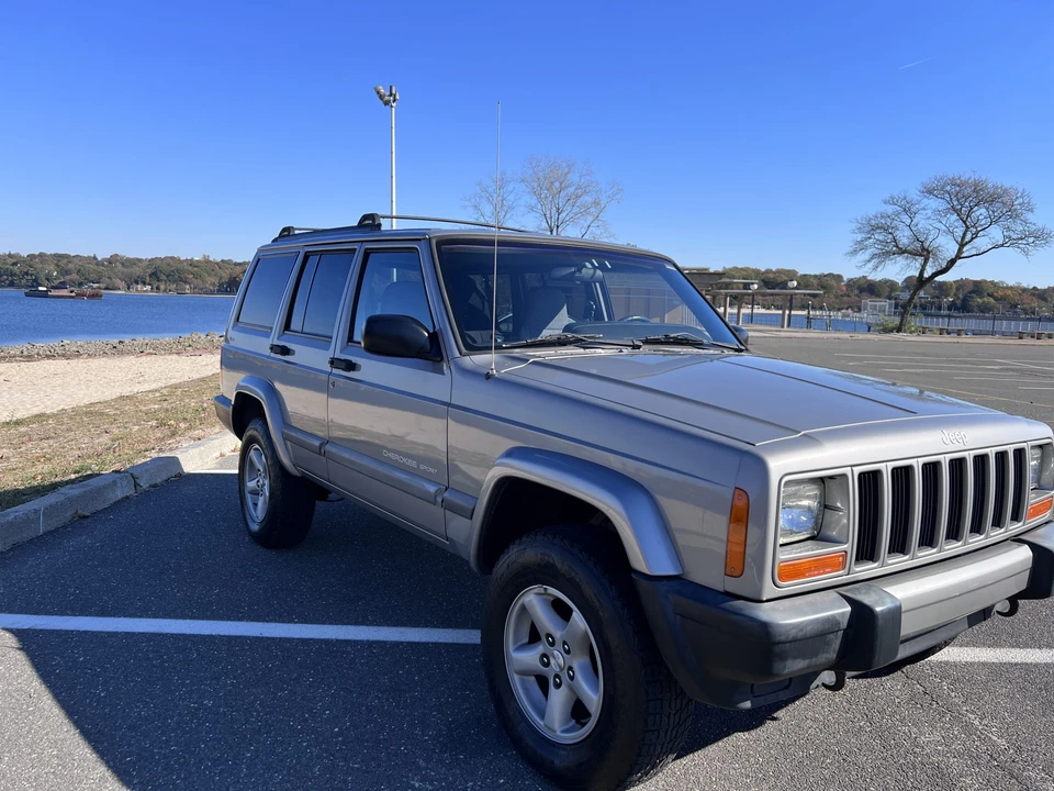 2001 Jeep XJ Cherokee - Image 22 of 31