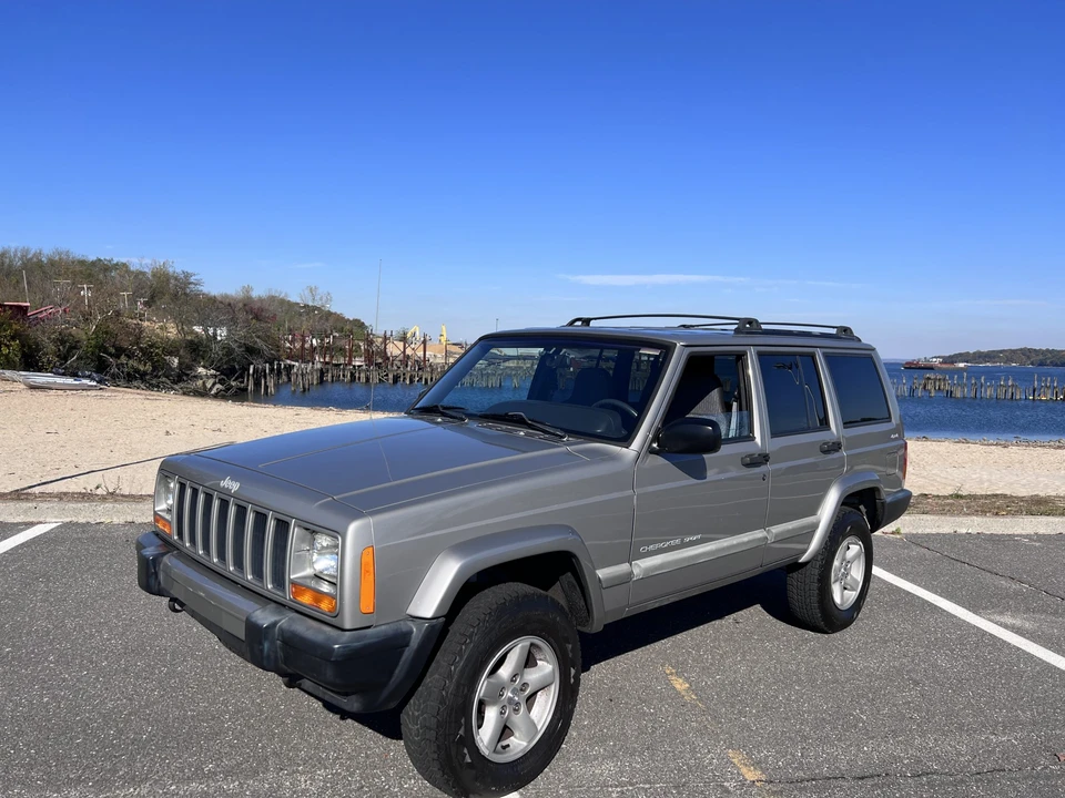 2001 Jeep XJ Cherokee - Image 9 of 31