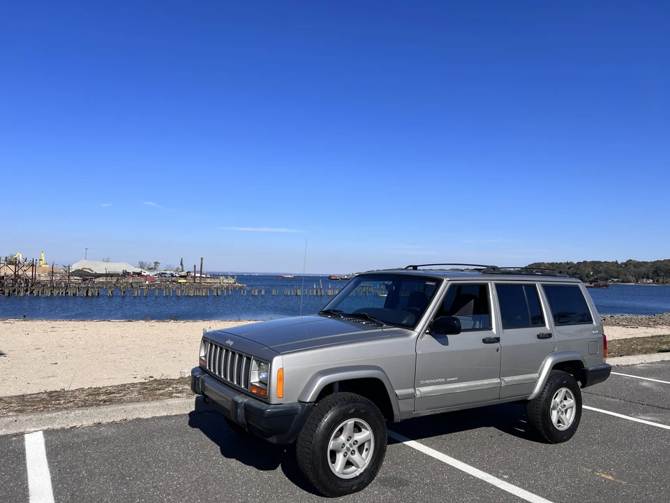 2001 Jeep XJ Cherokee - Image 10 of 31
