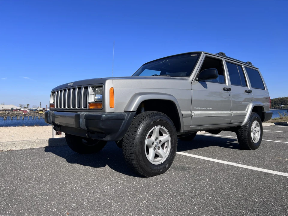2001 Jeep XJ Cherokee - Image 8 of 31