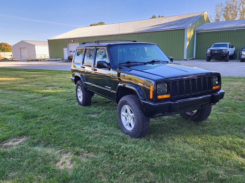 2001 Jeep XJ Cherokee - Image 11 of 31