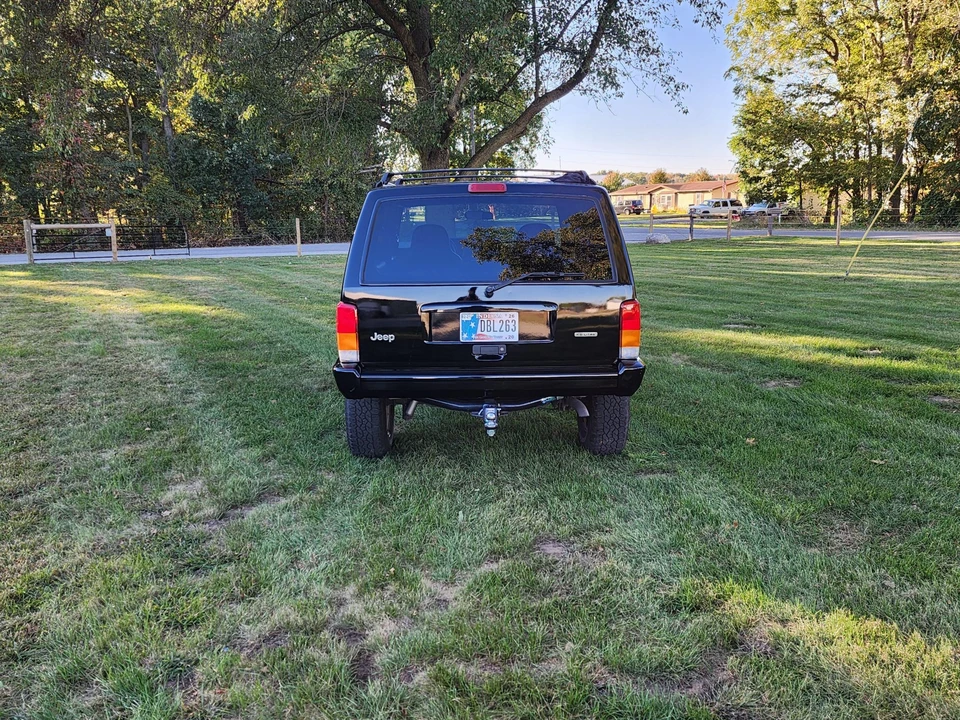 2001 Jeep XJ Cherokee - Image 6 of 31