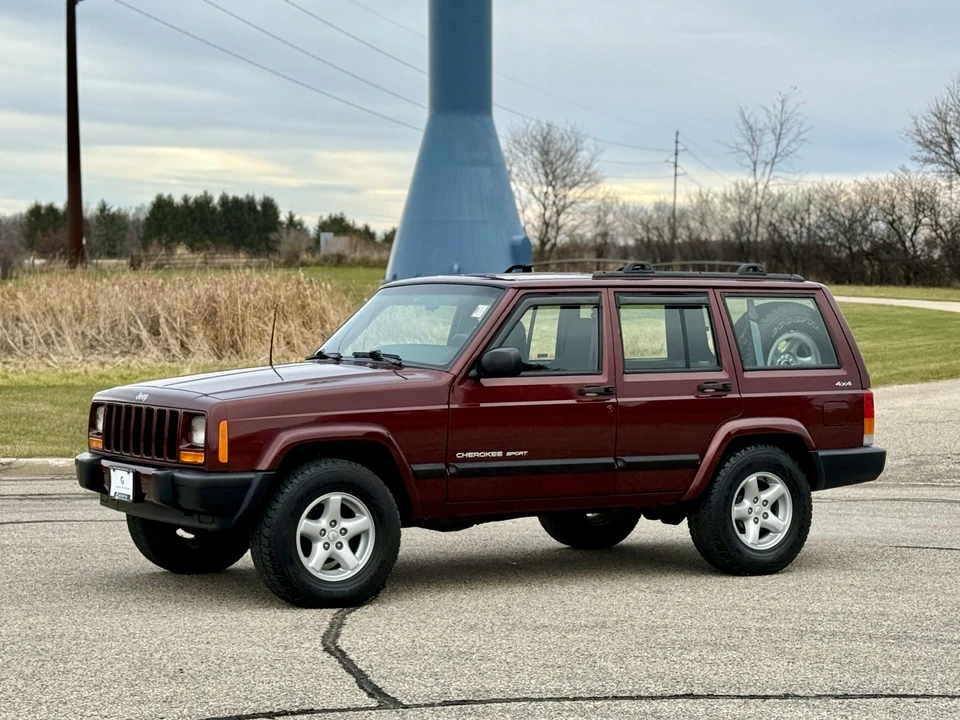2001 Jeep XJ Cherokee - Image 2 of 31