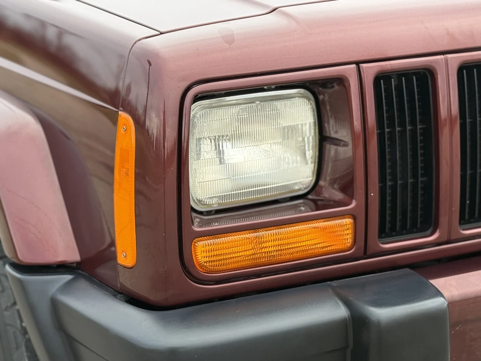 2001 Jeep XJ Cherokee - Image 23 of 31