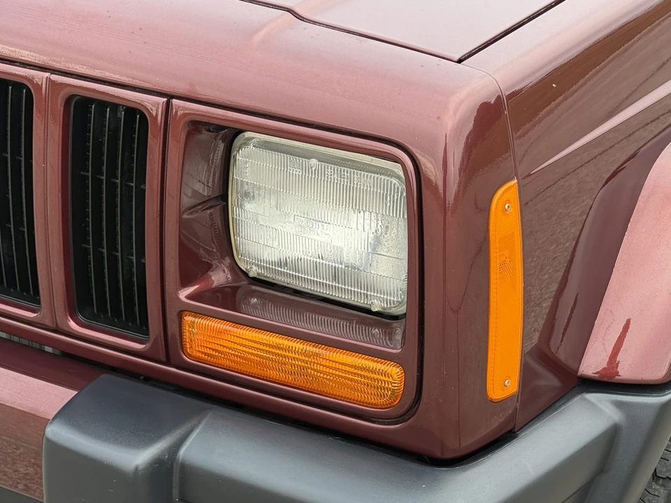 2001 Jeep XJ Cherokee - Image 24 of 31